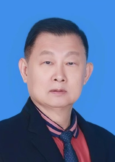 弘扬中华国粹 传承中医文化——黄良强